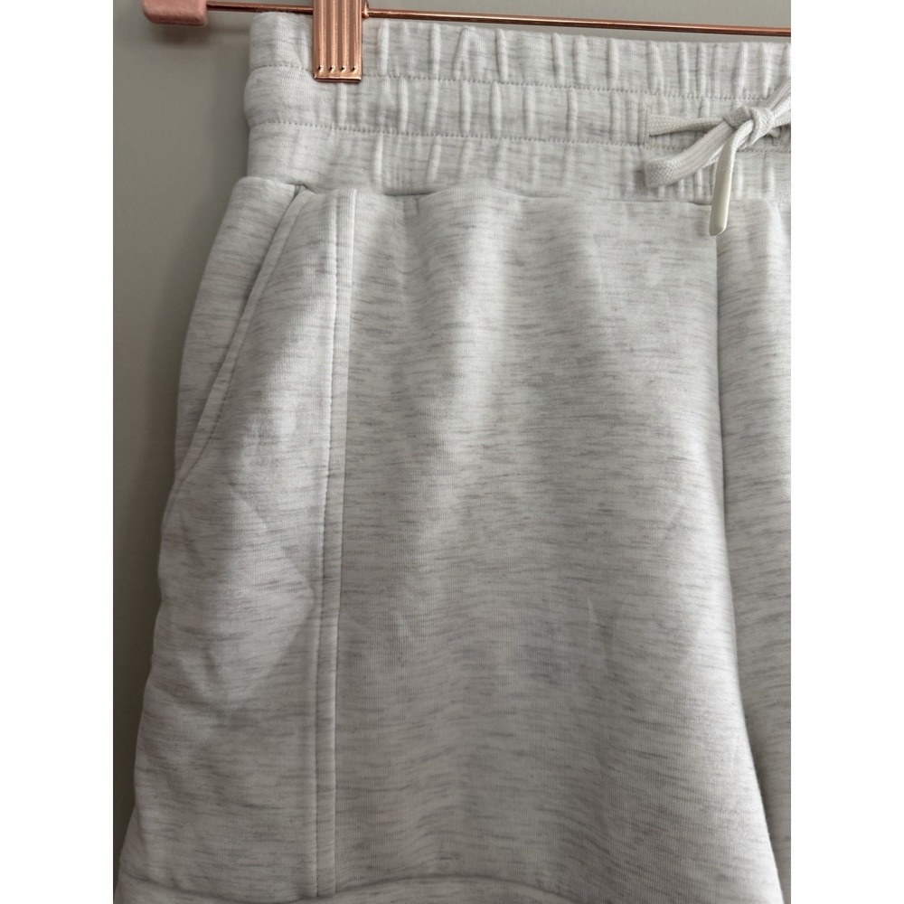 Varley Double Soft Atrium High Rise Shorts 4.5 Light Grey Marl Women's Small - Picture 5 of 13